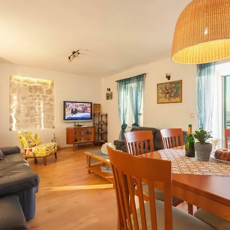 Penthouse Slavija Lejlighed